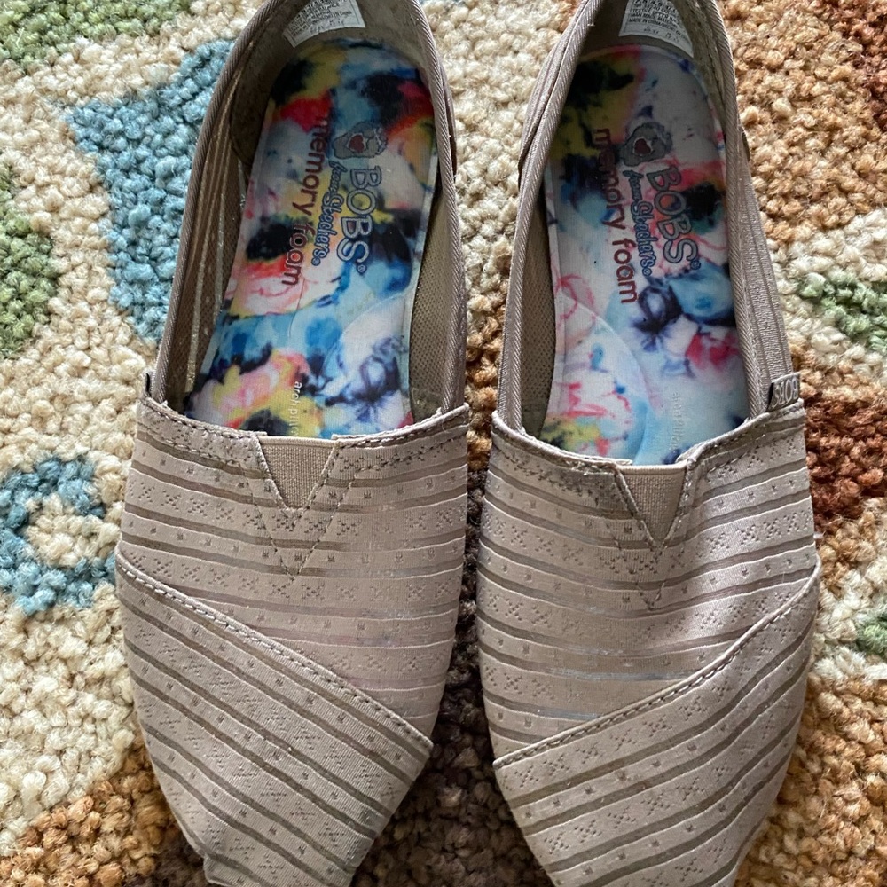 Skechers Bobs  Women's Beige Striped Flats